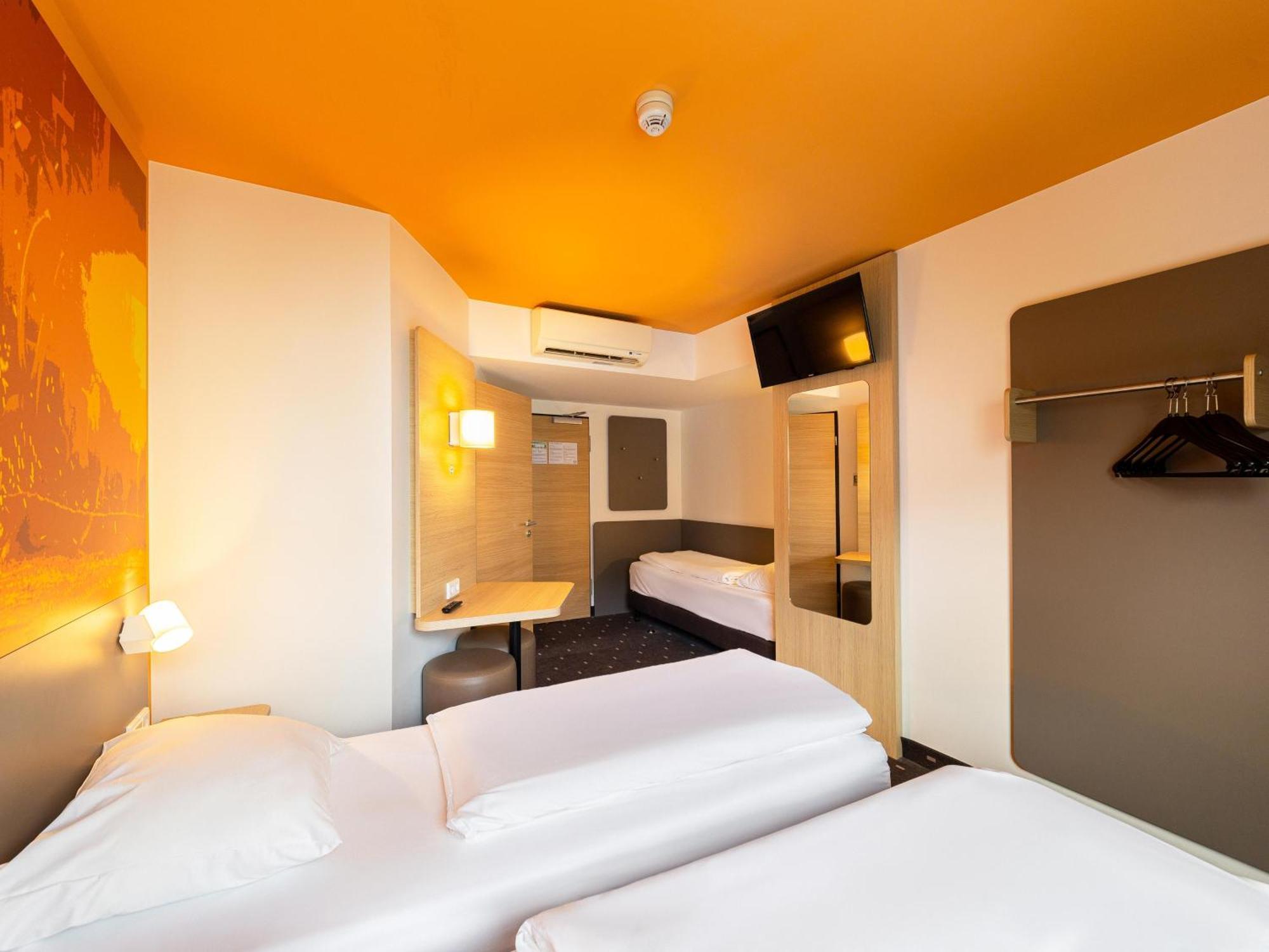 B&B Hotel Essen-City Exterior photo
