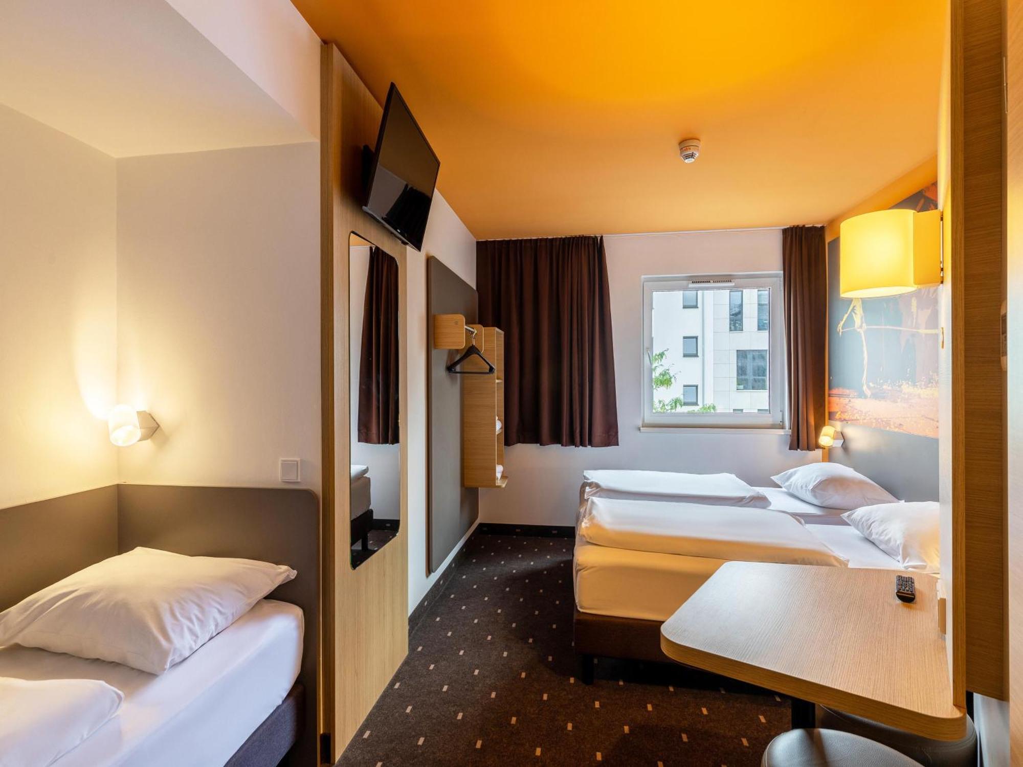 B&B Hotel Essen-City Exterior photo