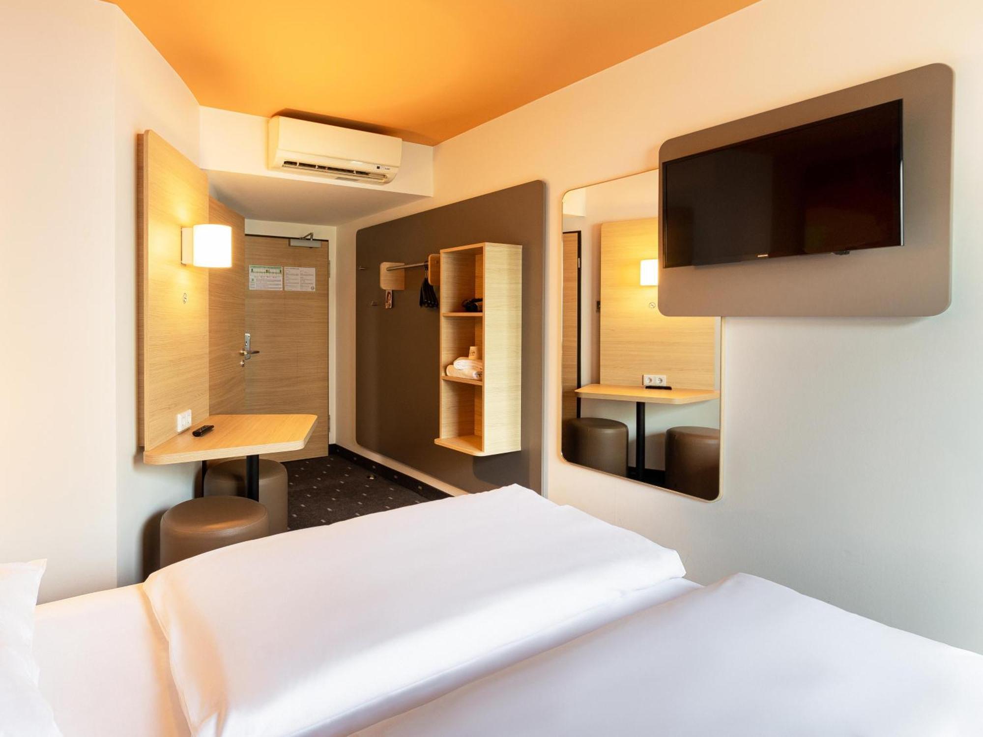 B&B Hotel Essen-City Exterior photo