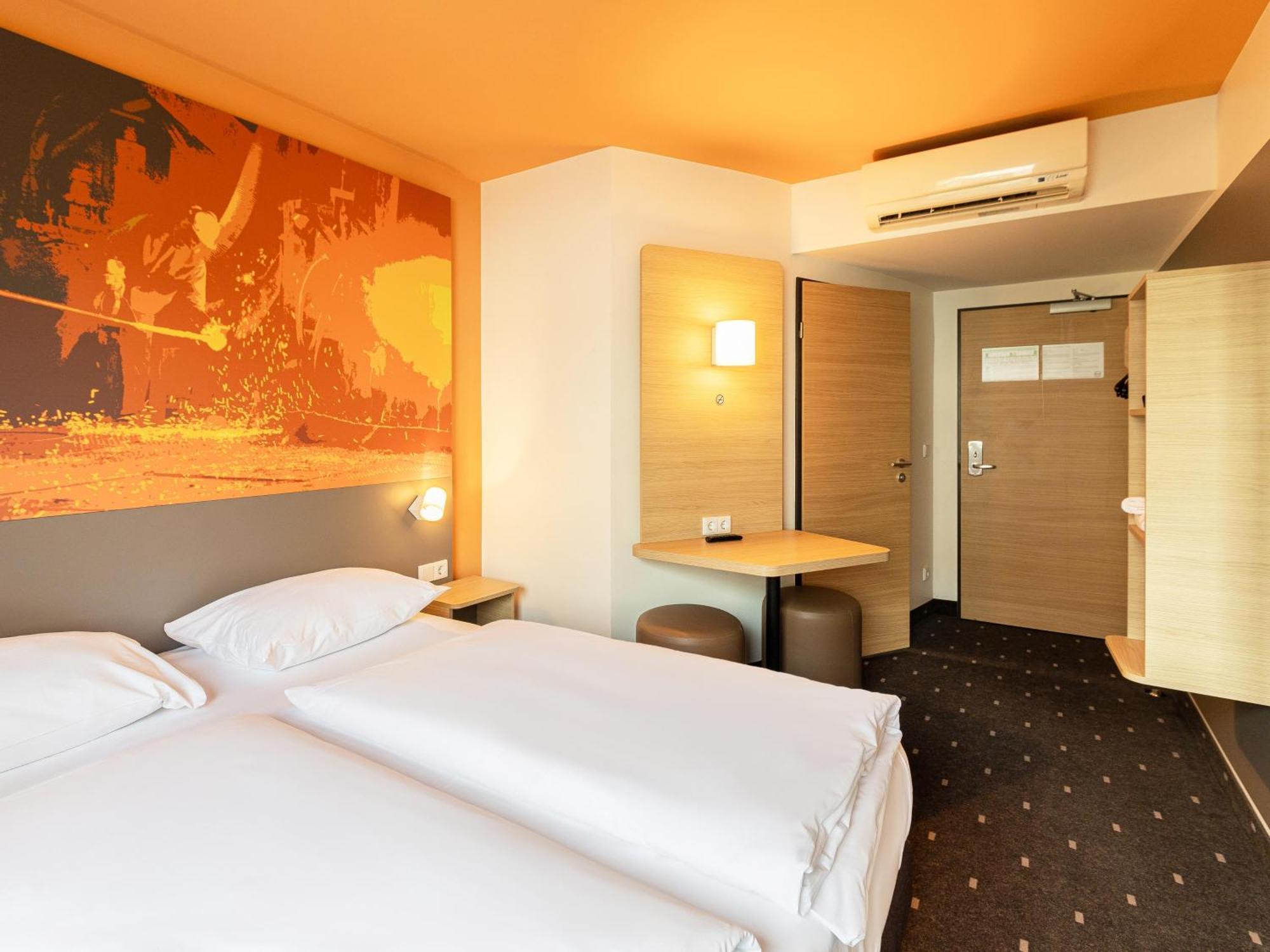 B&B Hotel Essen-City Exterior photo