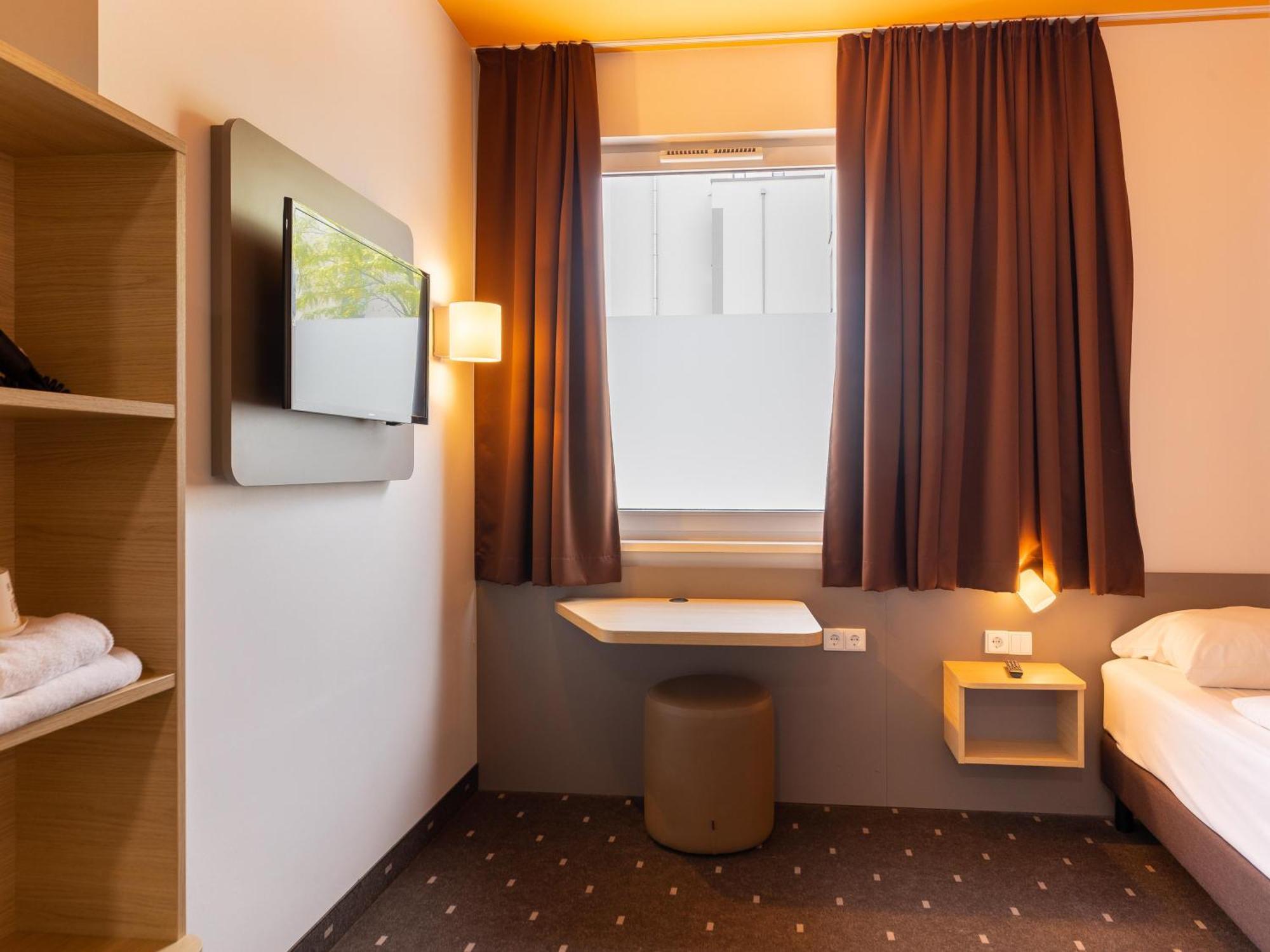 B&B Hotel Essen-City Exterior photo